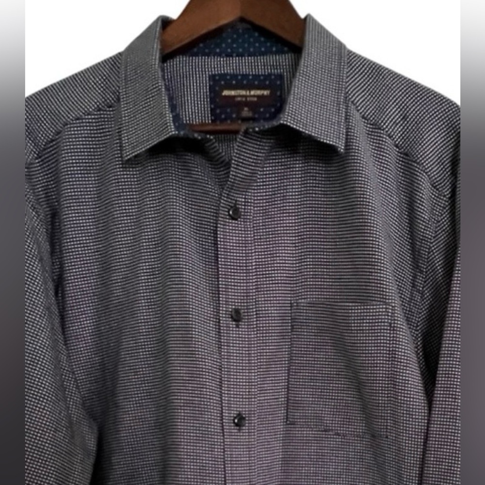 Johnston & Murphy Cotton Blue and White Button Down Shirt, NWOT, Size XL
